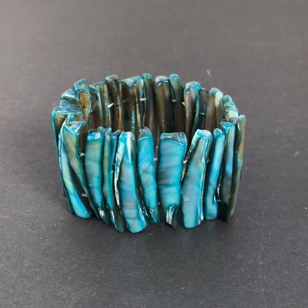 🏝Pretty Genuine Shells Bracelet  - Picture 2 of 4